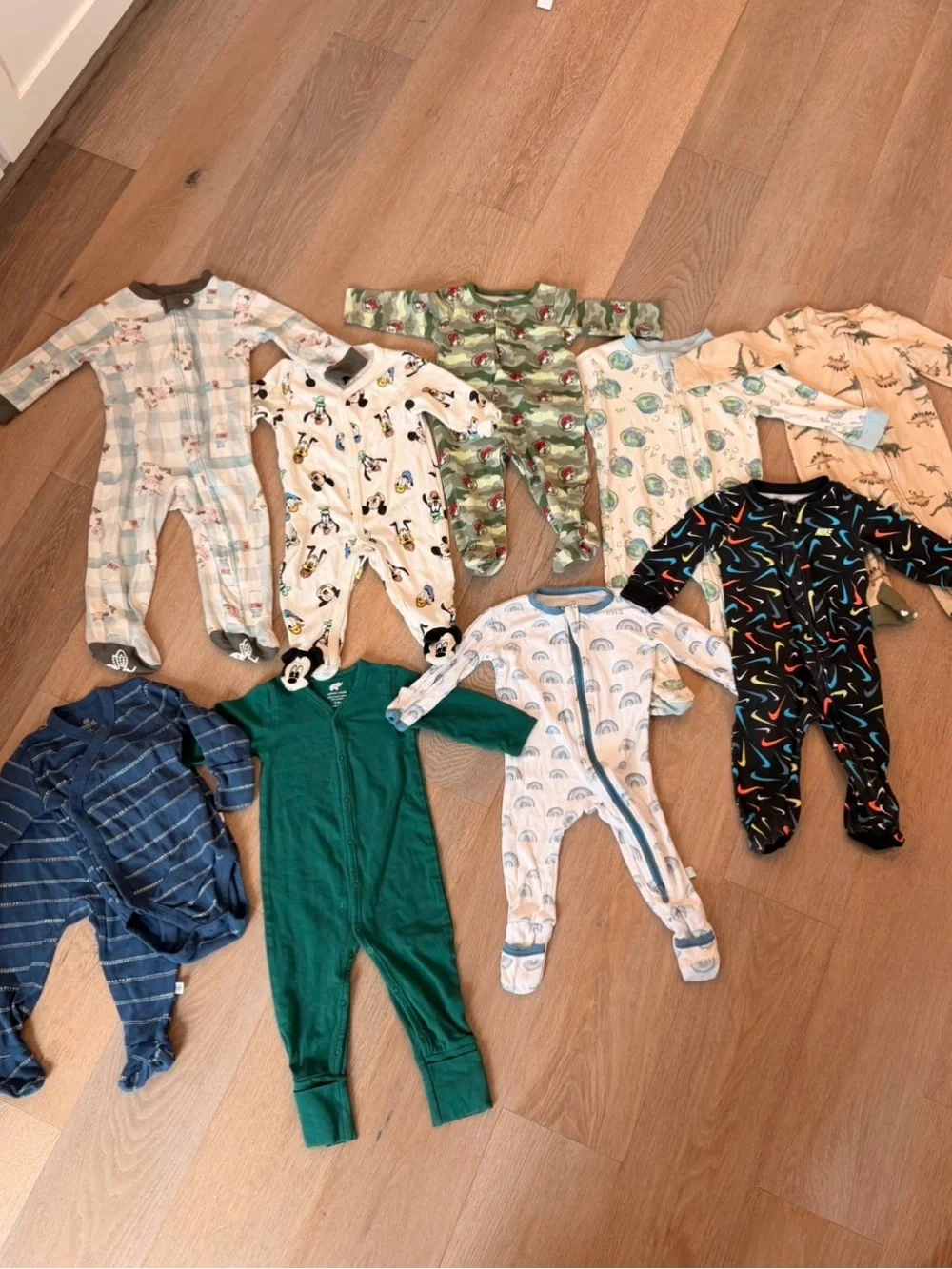 Bundle of 10 Baby Boys Pajamas / Outfits 3-6 months
